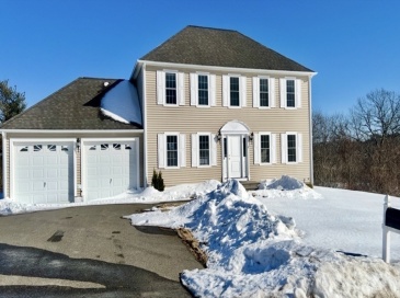 8 Vista Cir, Rutland, Massachusetts, 4 Bedrooms Bedrooms, 7 Rooms Rooms,3.5 BathroomsBathrooms,Residential,For Sale,Vista Cir,73482917