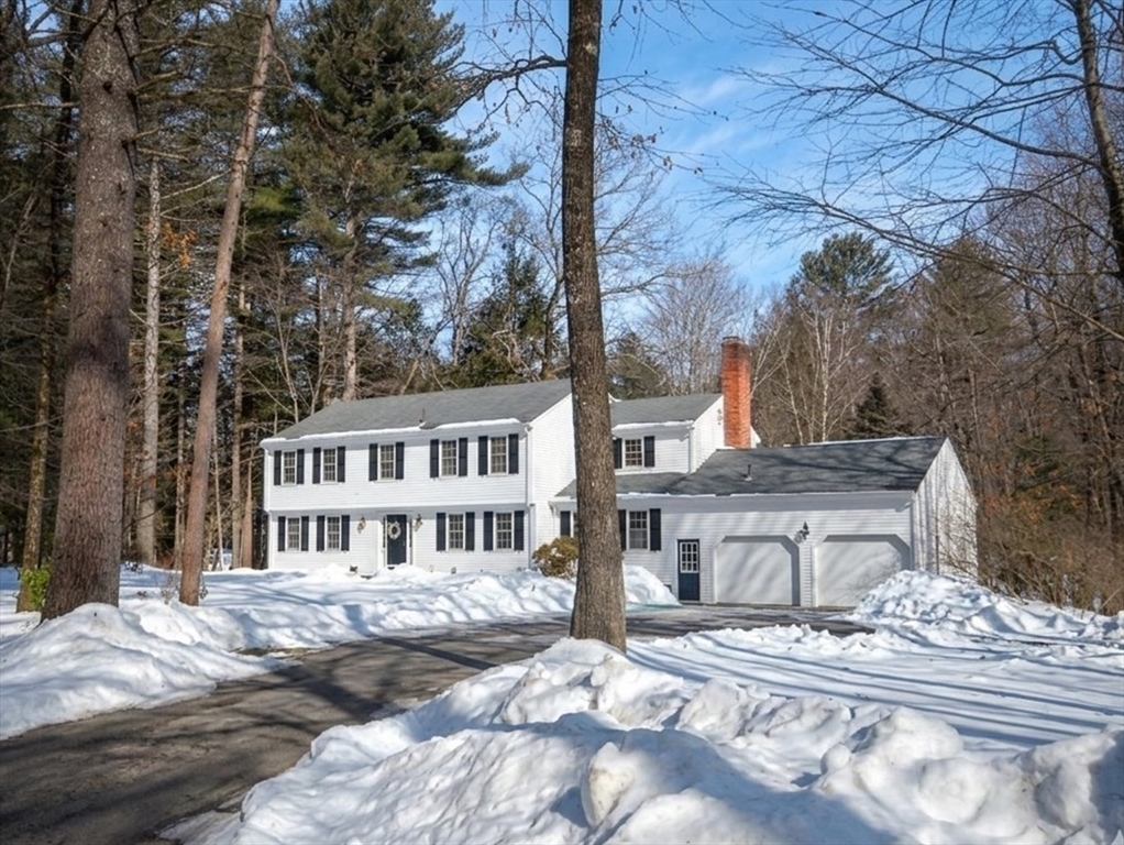316 Lindsay Pond Rd, Concord, Massachusetts, 5 Bedrooms Bedrooms, 10 Rooms Rooms,2.5 BathroomsBathrooms,Residential,For Sale,Lindsay Pond Rd,73482931