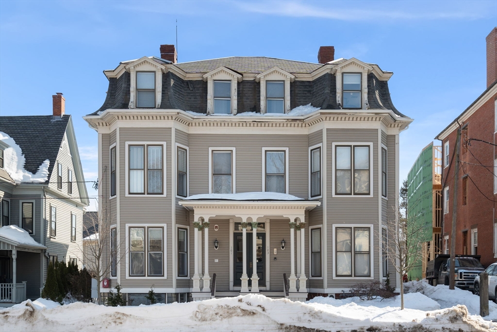 103 State St, Newburyport, Massachusetts, 2 Bedrooms Bedrooms, 4 Rooms Rooms,1 BathroomBathrooms,Residential,For Sale,State St,73483056