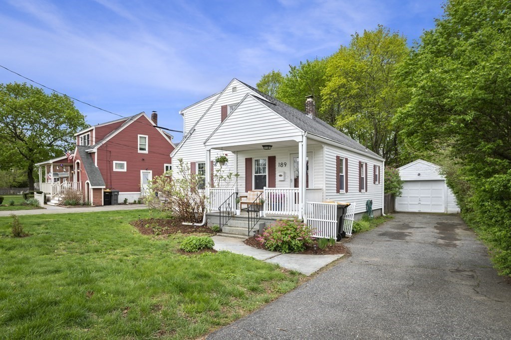 189 Danforth St., Framingham, Massachusetts, 3 Bedrooms Bedrooms, 8 Rooms Rooms,2 BathroomsBathrooms,Residential,For Sale,Danforth St.,73482985