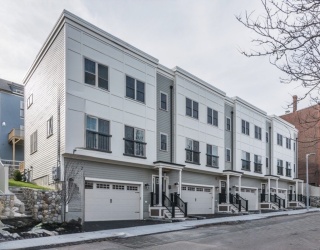 35 Lambert St, Boston, Massachusetts, 3 Bedrooms Bedrooms, 5 Rooms Rooms,2.5 BathroomsBathrooms,Residential Lease,For Rent,Lambert St,73482980