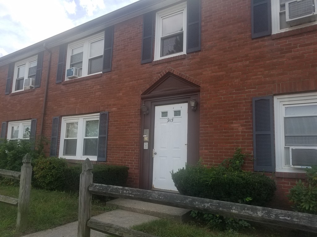915 Hancock Street, Quincy, Massachusetts, 2 Bedrooms Bedrooms, 4 Rooms Rooms,1 BathroomBathrooms,Residential Lease,For Rent,Hancock Street,73482889