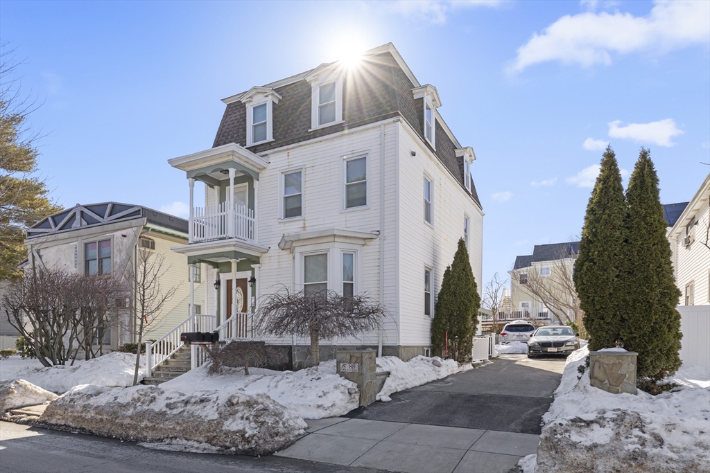 88 Pearl St, Somerville, Massachusetts, 1 Bedroom Bedrooms, 4 Rooms Rooms,1 BathroomBathrooms,Residential Lease,For Rent,Pearl St,73482882