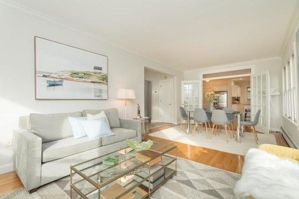 1431 Cambridge St, Cambridge, Massachusetts, 3 Bedrooms Bedrooms, 6 Rooms Rooms,2 BathroomsBathrooms,Residential Lease,For Rent,Cambridge St,73482979