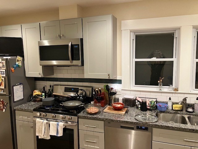 42 Conwell Ave, Somerville, Massachusetts, 2 Bedrooms Bedrooms, 5 Rooms Rooms,1 BathroomBathrooms,Residential Lease,For Rent,Conwell Ave,73482989