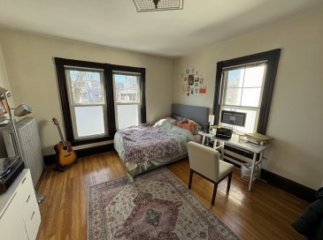 211 Holland St, Somerville, Massachusetts, 4 Bedrooms Bedrooms, 6 Rooms Rooms,1 BathroomBathrooms,Residential Lease,For Rent,Holland St,73483165