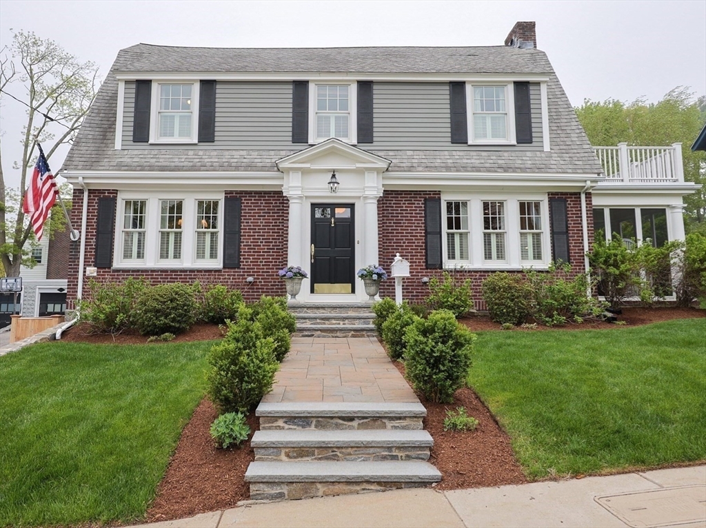 37 Pelton St, Boston, Massachusetts, 4 Bedrooms Bedrooms, 10 Rooms Rooms,3.5 BathroomsBathrooms,Residential,For Sale,Pelton St,73483006