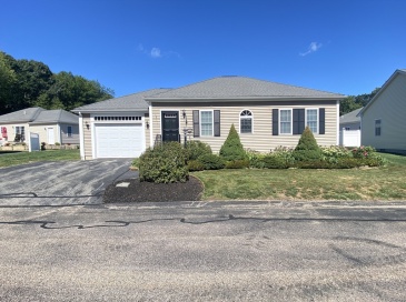 4 Marys Way, Lakeville, Massachusetts, 2 Bedrooms Bedrooms, 4 Rooms Rooms,1 BathroomBathrooms,Residential,For Sale,Marys Way,73423714