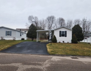 637 South Washington, North Attleboro, Massachusetts, 2 Bedrooms Bedrooms, 4 Rooms Rooms,2 BathroomsBathrooms,Residential,For Sale,South Washington,73464917