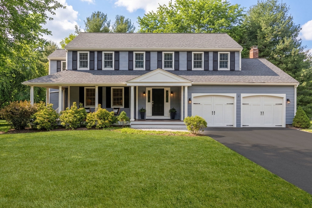 4 Blacksmith Drive, Medfield, Massachusetts, 4 Bedrooms Bedrooms, 13 Rooms Rooms,3.5 BathroomsBathrooms,Residential,For Sale,Blacksmith Drive,73470799