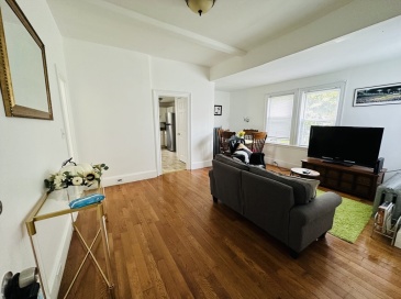 161 Grandview Ave, Quincy, Massachusetts, 2 Bedrooms Bedrooms, 4 Rooms Rooms,1 BathroomBathrooms,Residential Lease,For Rent,Grandview Ave,73457850 161 Grandview Ave, Quincy, Massachusetts, 2 Bedrooms Bedrooms, 4 Rooms Rooms,1 BathroomBathrooms,Residential Lease,For Rent,Grandview Ave,73457850