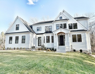 2 Arrow Path, Natick, Massachusetts, 5 Bedrooms Bedrooms, 9 Rooms Rooms,4 BathroomsBathrooms,Residential,For Sale,Arrow Path,73483283