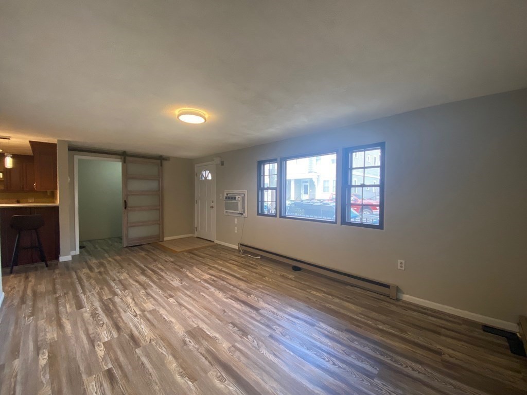 265 C Street, Boston, Massachusetts, 1 Bedroom Bedrooms, 3 Rooms Rooms,1 BathroomBathrooms,Residential Lease,For Rent,C Street,73483299