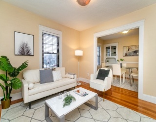 10 Washington Ave, Waltham, Massachusetts, 2 Bedrooms Bedrooms, 5 Rooms Rooms,1 BathroomBathrooms,Residential,For Sale,Washington Ave,73483239