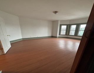 210 Lexington, Boston, Massachusetts, 5 Bedrooms Bedrooms, 8 Rooms Rooms,1 BathroomBathrooms,Residential Lease,For Rent,Lexington,73483340