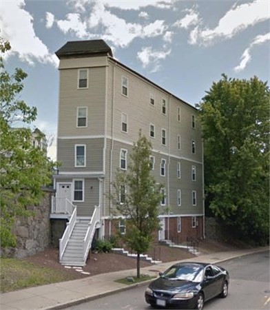 142 Centre Street, Boston, Massachusetts, 3 Bedrooms Bedrooms, 4 Rooms Rooms,2 BathroomsBathrooms,Residential Lease,For Rent,Centre Street,73483426