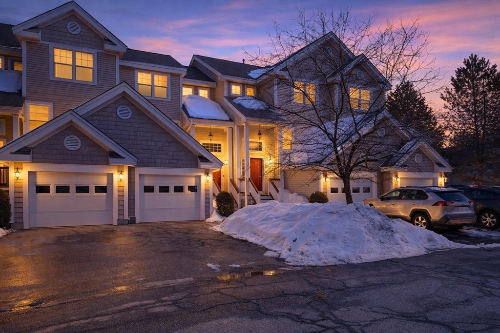 5 Lincoln Ln, Grafton, Massachusetts, 2 Bedrooms Bedrooms, 5 Rooms Rooms,2.5 BathroomsBathrooms,Residential,For Sale,Lincoln Ln,73483349