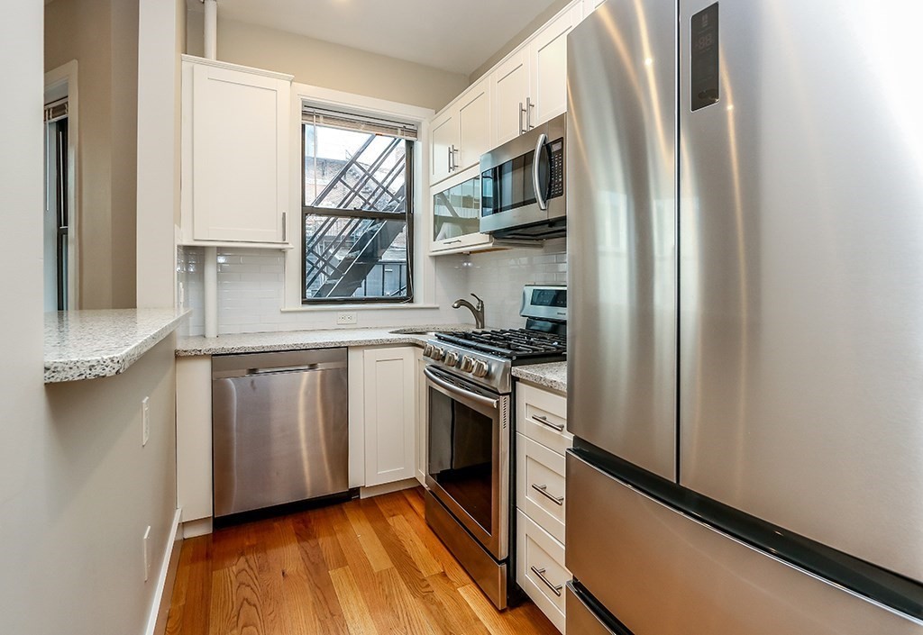 25 Peterborough St., Boston, Massachusetts, 1 Bedroom Bedrooms, 4 Rooms Rooms,1 BathroomBathrooms,Residential Lease,For Rent,Peterborough St.,73483361