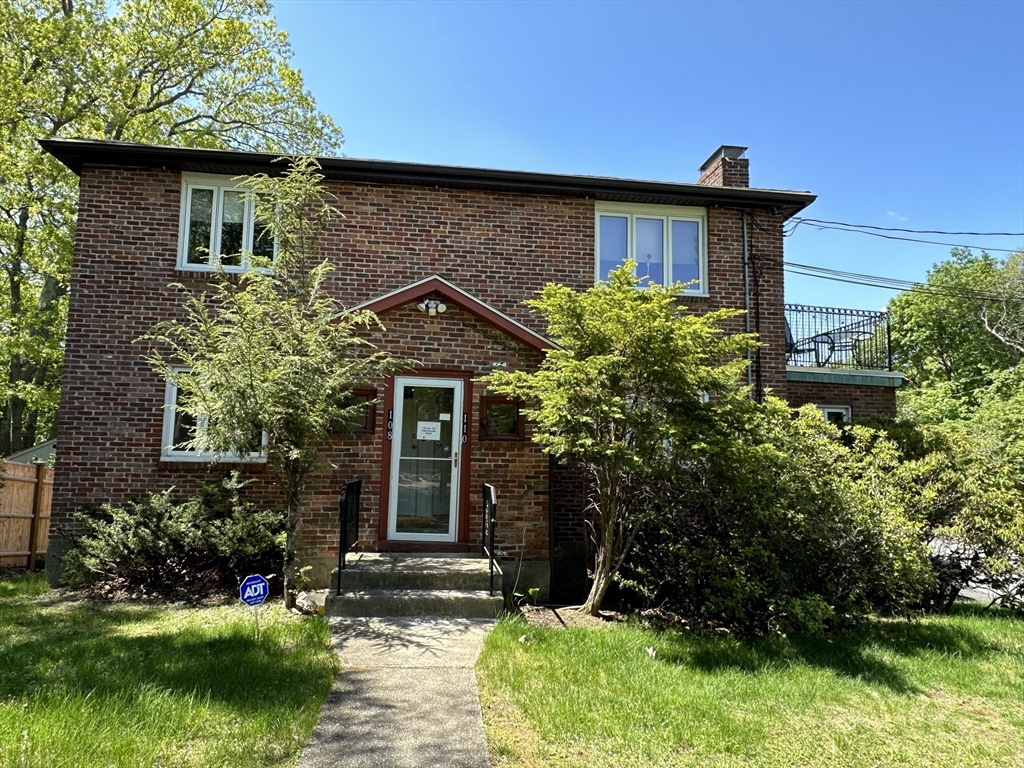 110 Craftsland Rd, Newton, Massachusetts, 3 Bedrooms Bedrooms, 7 Rooms Rooms,2 BathroomsBathrooms,Residential Lease,For Rent,Craftsland Rd,73482726