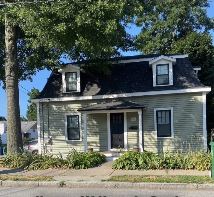 53 Hawthorn St., Newton, Massachusetts, 2 Bedrooms Bedrooms, 5 Rooms Rooms,1 BathroomBathrooms,Residential Lease,For Rent,Hawthorn St.,73482472