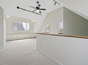 25 Brimblecom, Lynn, Massachusetts, 3 Bedrooms Bedrooms, 6 Rooms Rooms,1 BathroomBathrooms,Residential Lease,For Rent,Brimblecom,73483405