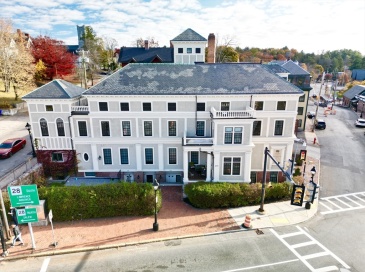 275 Broadway, Methuen, Massachusetts, 1 Bedroom Bedrooms, 3 Rooms Rooms,1 BathroomBathrooms,Residential Lease,For Rent,Broadway,73416038