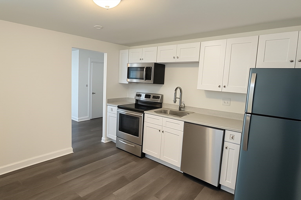 149 Adams St, Waltham, Massachusetts, 3 Bedrooms Bedrooms, 7 Rooms Rooms,1 BathroomBathrooms,Residential Lease,For Rent,Adams St,73461675