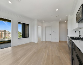 50 Leo M Birmingham Pkwy, Boston, Massachusetts, 1 Bedroom Bedrooms, 3 Rooms Rooms,1 BathroomBathrooms,Residential Lease,For Rent,Leo M Birmingham Pkwy,73481635