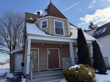 346 Lovell St, Worcester, Massachusetts, 3 Bedrooms Bedrooms, 6 Rooms Rooms,2 BathroomsBathrooms,Residential Lease,For Rent,Lovell St,73481680 346 Lovell St, Worcester, Massachusetts, 3 Bedrooms Bedrooms, 6 Rooms Rooms,2 BathroomsBathrooms,Residential Lease,For Rent,Lovell St,73481680