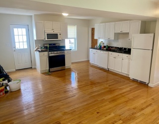 123 Thorndike, Cambridge, Massachusetts, 4 Bedrooms Bedrooms, 5 Rooms Rooms,1 BathroomBathrooms,Residential Lease,For Rent,Thorndike,73483540