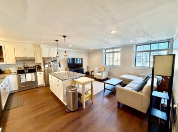 1 Prescott, Boston, Massachusetts, 3 Bedrooms Bedrooms, 4 Rooms Rooms,1 BathroomBathrooms,Residential Lease,For Rent,Prescott,73483547