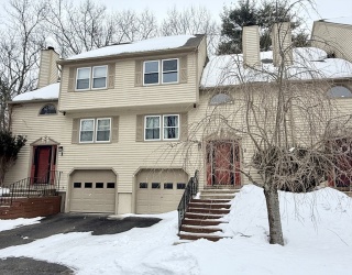 2 Melissa Ln, Oxford, Massachusetts, 2 Bedrooms Bedrooms, 5 Rooms Rooms,1.5 BathroomsBathrooms,Residential,For Sale,Melissa Ln,73483453