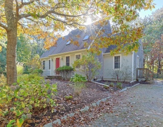 12 Parker Drive, Truro, Massachusetts, 3 Bedrooms Bedrooms, 8 Rooms Rooms,2.5 BathroomsBathrooms,Residential,For Sale,Parker Drive,73483521