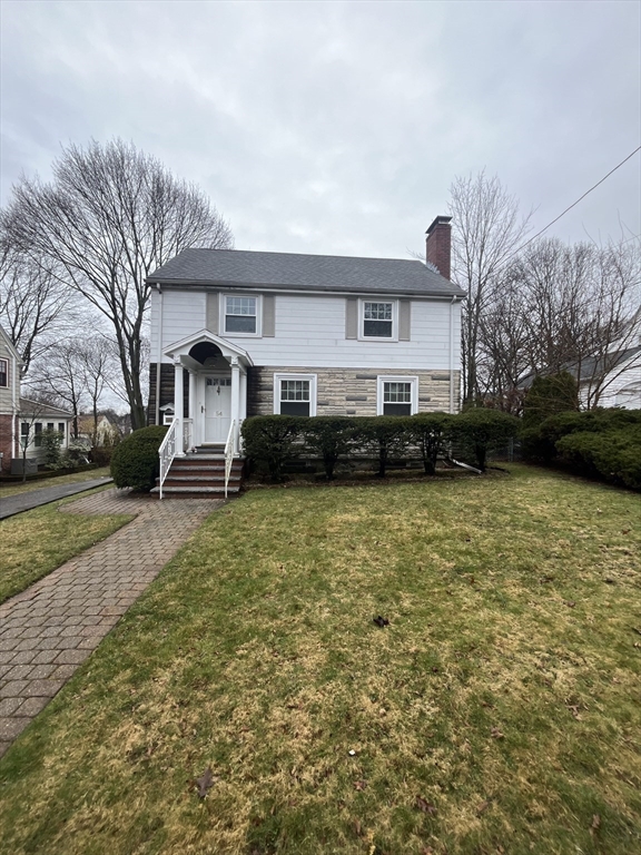54 Mystic St, Medford, Massachusetts, 3 Bedrooms Bedrooms, 8 Rooms Rooms,2.5 BathroomsBathrooms,Residential Lease,For Rent,Mystic St,73483591