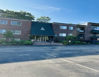 1202 Greendale Ave, Needham, Massachusetts, 1 Bedroom Bedrooms, 3 Rooms Rooms,1 BathroomBathrooms,Residential Lease,For Rent,Greendale Ave,73483605