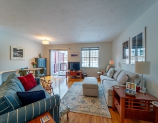 17 Village Way, Rutland, Massachusetts, 2 Bedrooms Bedrooms, 4 Rooms Rooms,1.5 BathroomsBathrooms,Residential,For Sale,Village Way,73467206