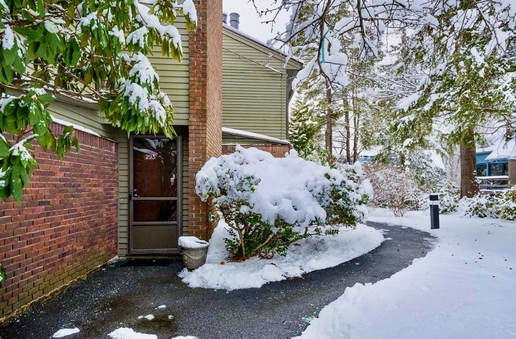 293 Old Beaverbrook, Acton, Massachusetts, 3 Bedrooms Bedrooms, 6 Rooms Rooms,2.5 BathroomsBathrooms,Residential,For Sale,Old Beaverbrook,73470868