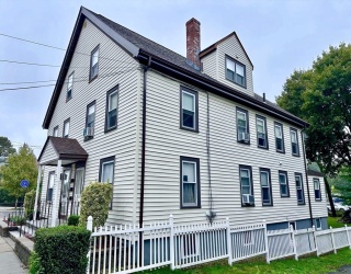 232-234 Nahatan St, Norwood, Massachusetts, 8 Bedrooms Bedrooms, 16 Rooms Rooms,3.5 BathroomsBathrooms,Residential Income,For Sale,Nahatan St,73438445