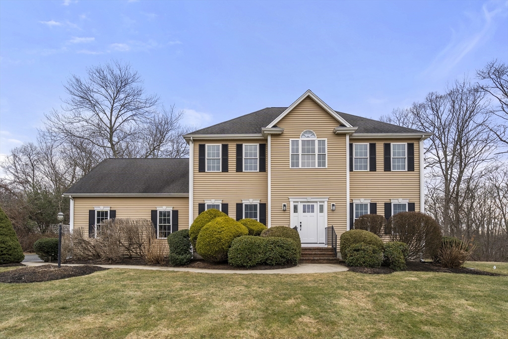 39 Harold W Bishop Blvd, North Attleboro, Massachusetts, 4 Bedrooms Bedrooms, 8 Rooms Rooms,2.5 BathroomsBathrooms,Residential,For Sale,Harold W Bishop Blvd,73469875