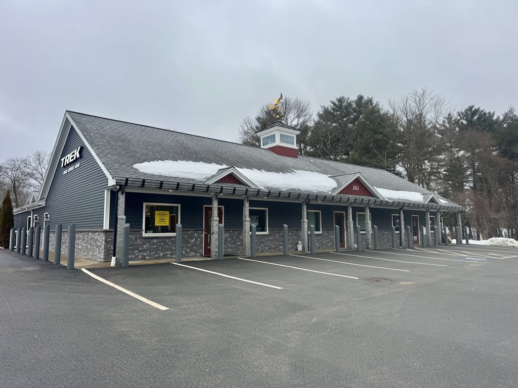 263 Bedford Street, Lakeville, Massachusetts, ,Commercial Lease,For Rent,Bedford Street,73483735