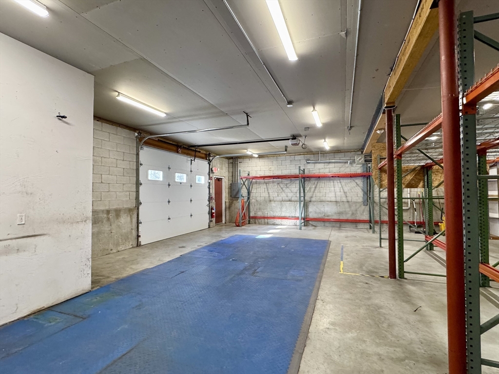 263 Bedford Street, Lakeville, Massachusetts, ,Commercial Lease,For Rent,Bedford Street,73483756