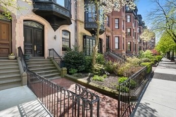 267 Beacon St, Boston, Massachusetts, 2 Bedrooms Bedrooms, 5 Rooms Rooms,2.5 BathroomsBathrooms,Residential Lease,For Rent,Beacon St,73483658