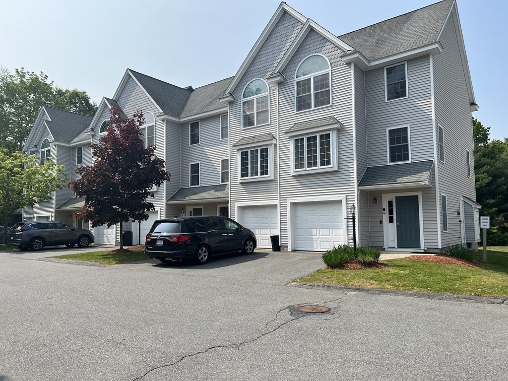 `100 Nutting Rd, Westford, Massachusetts, 2 Bedrooms Bedrooms, 5 Rooms Rooms,1.5 BathroomsBathrooms,Residential Lease,For Rent,Nutting Rd,73483690