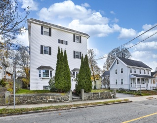 14 W. Water St, Wakefield, Massachusetts, 1 Bedroom Bedrooms, 3 Rooms Rooms,1 BathroomBathrooms,Residential Lease,For Rent,W. Water St,73481814