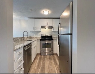 200 Woodlawn Ave, North Providence, Rhode Island, 2 Bedrooms Bedrooms, 4 Rooms Rooms,2 BathroomsBathrooms,Residential Lease,For Rent,Woodlawn Ave,73482204