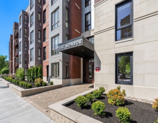 105 Washington, Boston, Massachusetts, 2 Bedrooms Bedrooms, 5 Rooms Rooms,2 BathroomsBathrooms,Residential Lease,For Rent,Washington,73483790