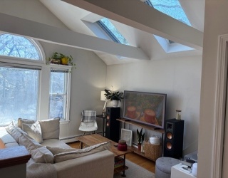 127 Kilsyth Rd, Boston, Massachusetts, 2 Bedrooms Bedrooms, 5 Rooms Rooms,1 BathroomBathrooms,Residential Lease,For Rent,Kilsyth Rd,73483798