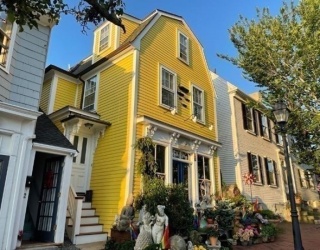 164 Washington Street, Marblehead, Massachusetts, 1 Bedroom Bedrooms, 4 Rooms Rooms,1 BathroomBathrooms,Residential Lease,For Rent,Washington Street,73483845