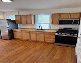 11 Harmony Street, New Bedford, Massachusetts, 2 Bedrooms Bedrooms, 4 Rooms Rooms,1 BathroomBathrooms,Residential Lease,For Rent,Harmony Street,73483857