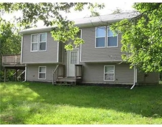 060 Madison Ave, Portsmouth, Rhode Island, 2 Bedrooms Bedrooms, 5 Rooms Rooms,1 BathroomBathrooms,Residential,For Sale,Madison Ave,73483894
